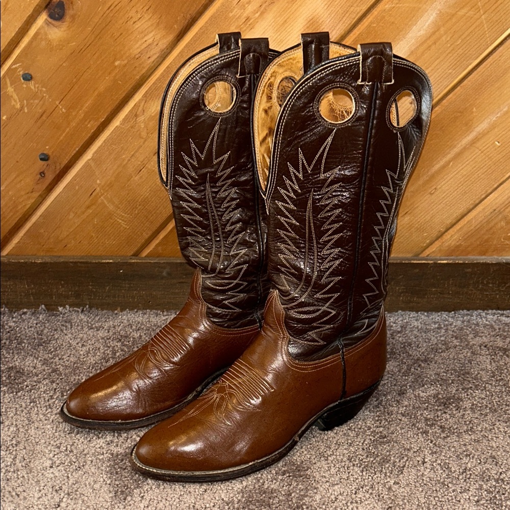 Nocona Men’s Vintage two-toned brown calf hide leather western cowboy boots
